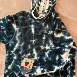 BNWT Champion Tie Dye Hoodie Blue and White - Oversized Fit - Size Medium
